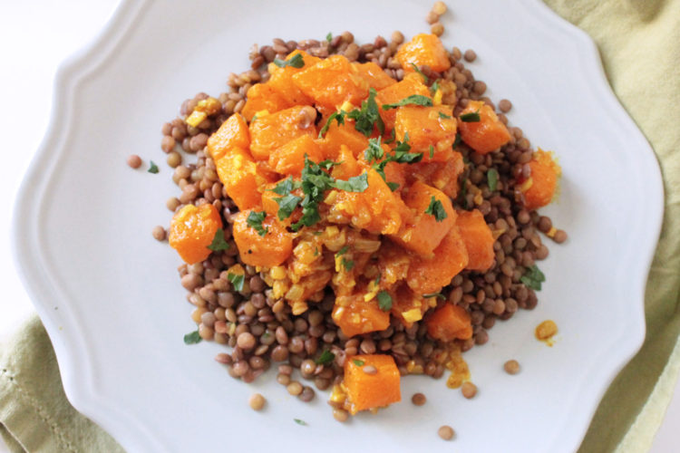 Zucca al curry con lenticchie