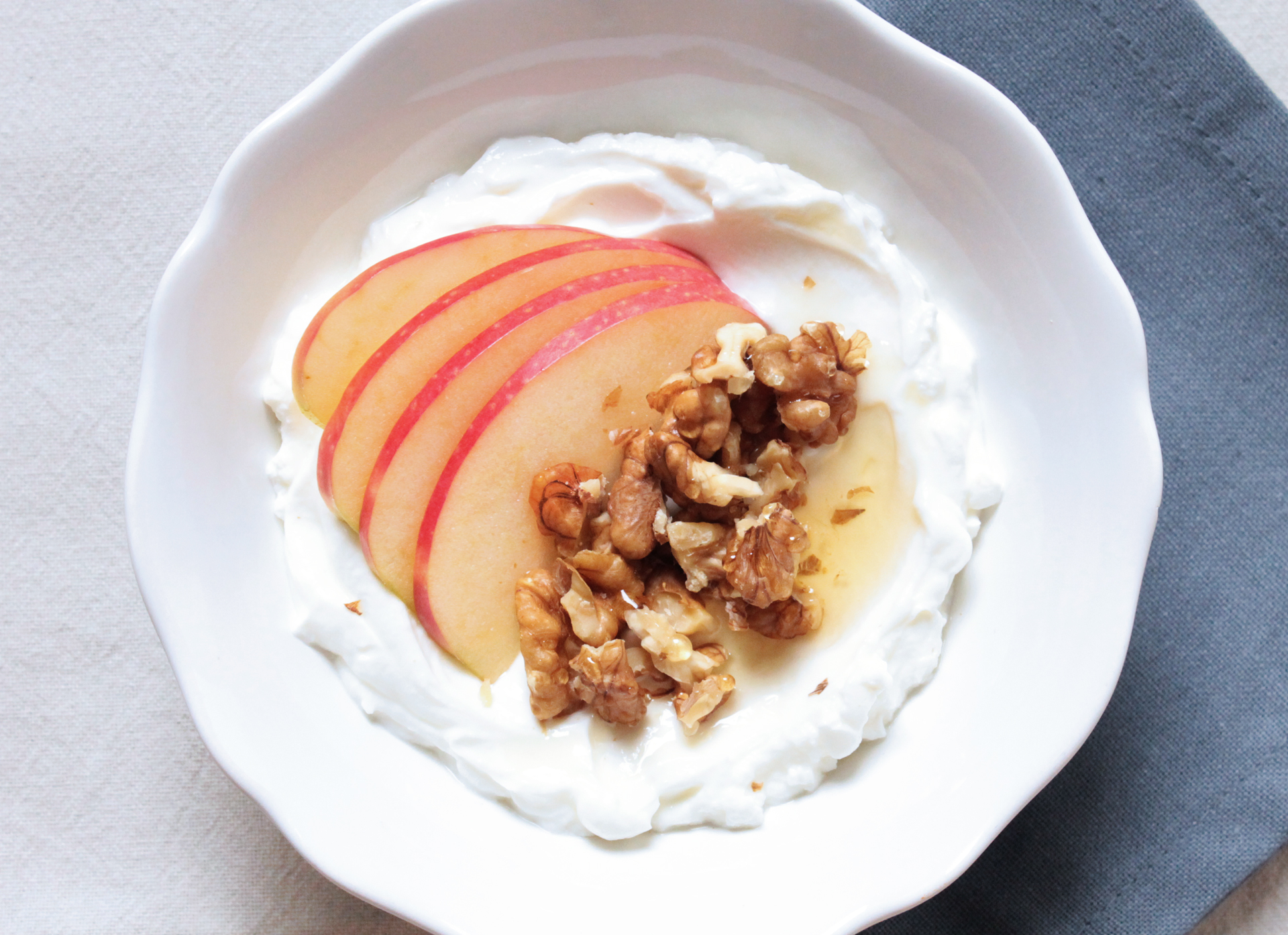 yogurt greco con noci e miele