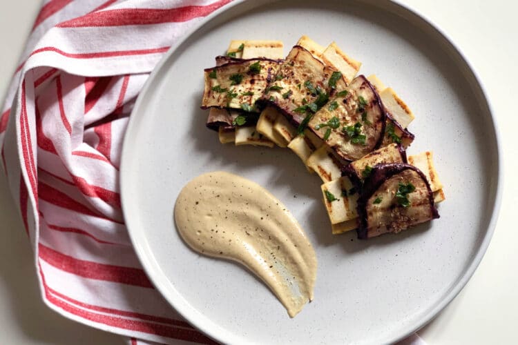 Involtini di melanzane e tofu alla griglia