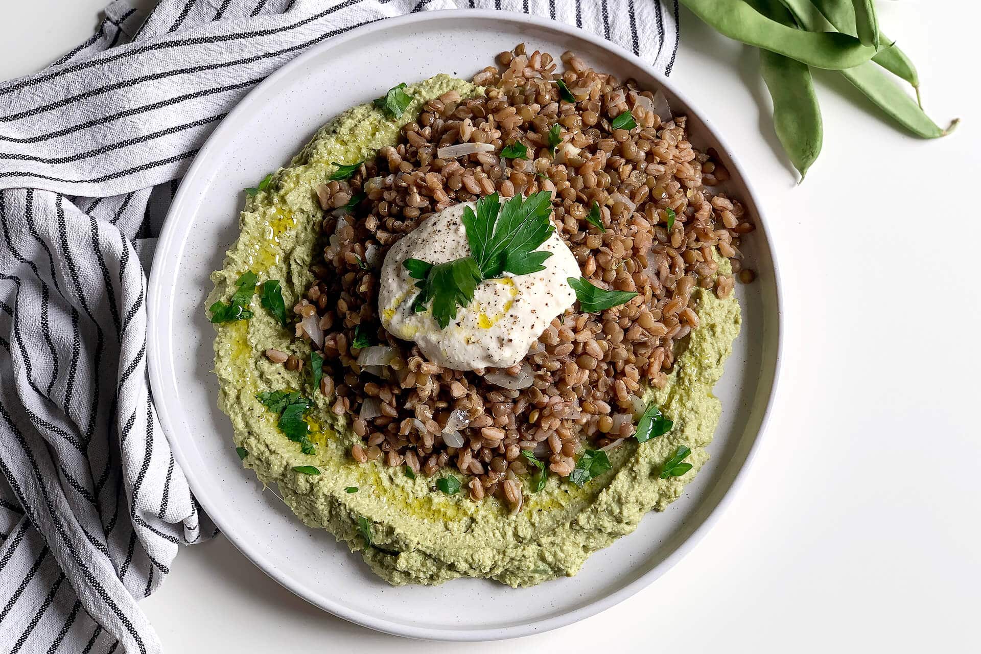 Pasta di lenticchie rosse con pesto di salvia e noci - Healthy Barta