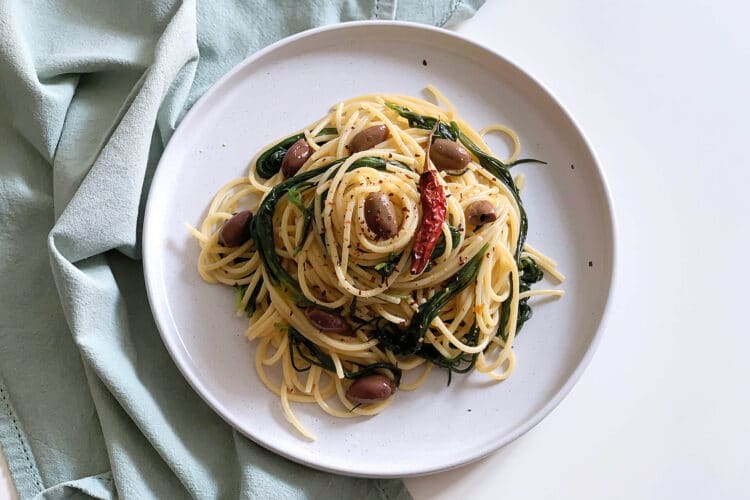 Spaghetti con agretti