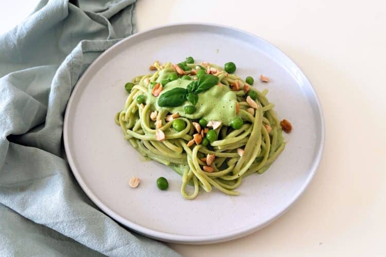 Pasta con crema di piselli
