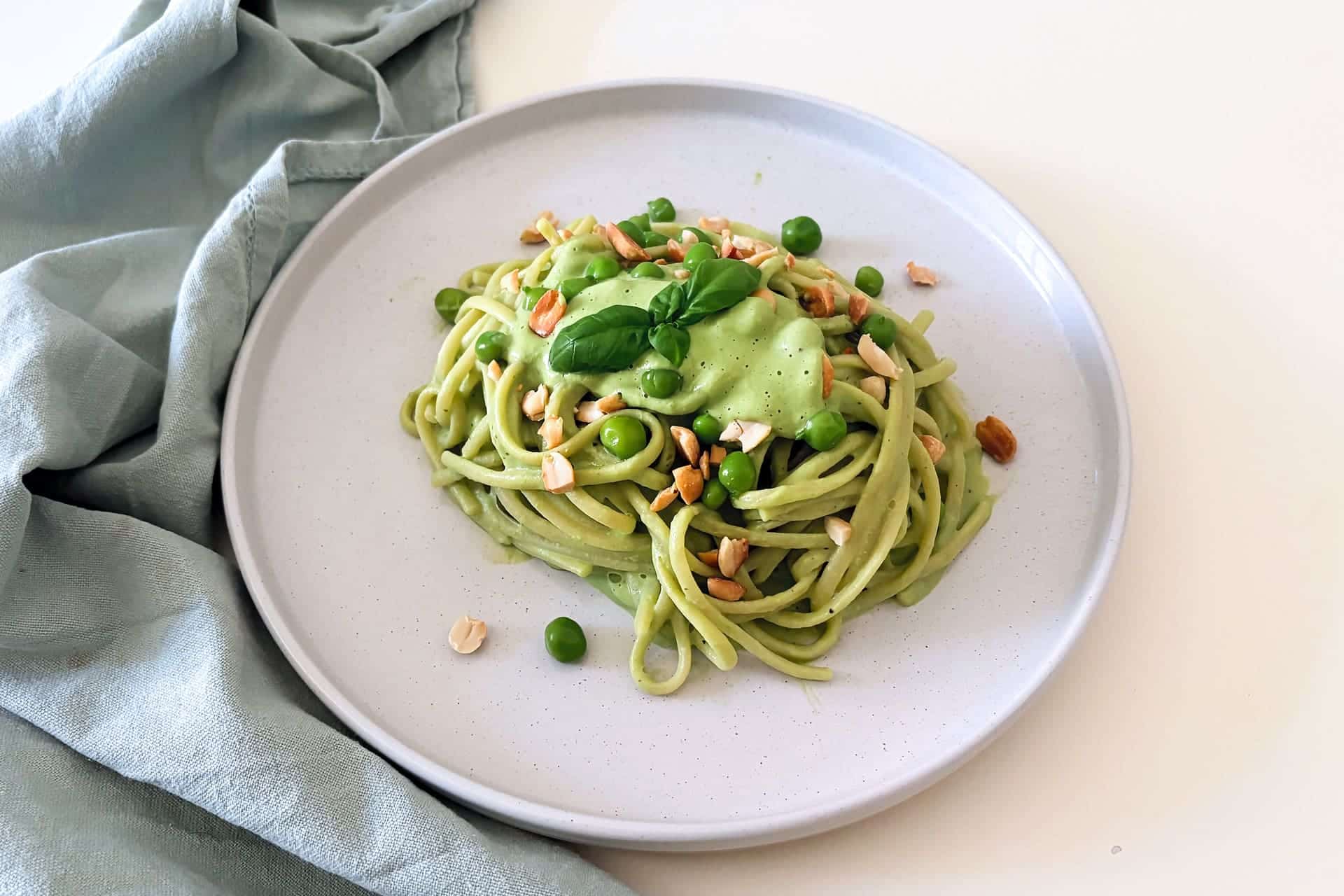 Pasta con crema di piselli