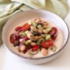 Insalata di fagioli in stile greco