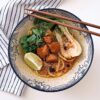 Zuppa al curry con tempeh